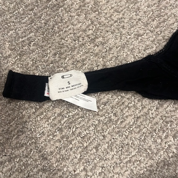 LACE PINS & NEEDLES HALTER BLACK BRA SMALL - Picture 4 of 5